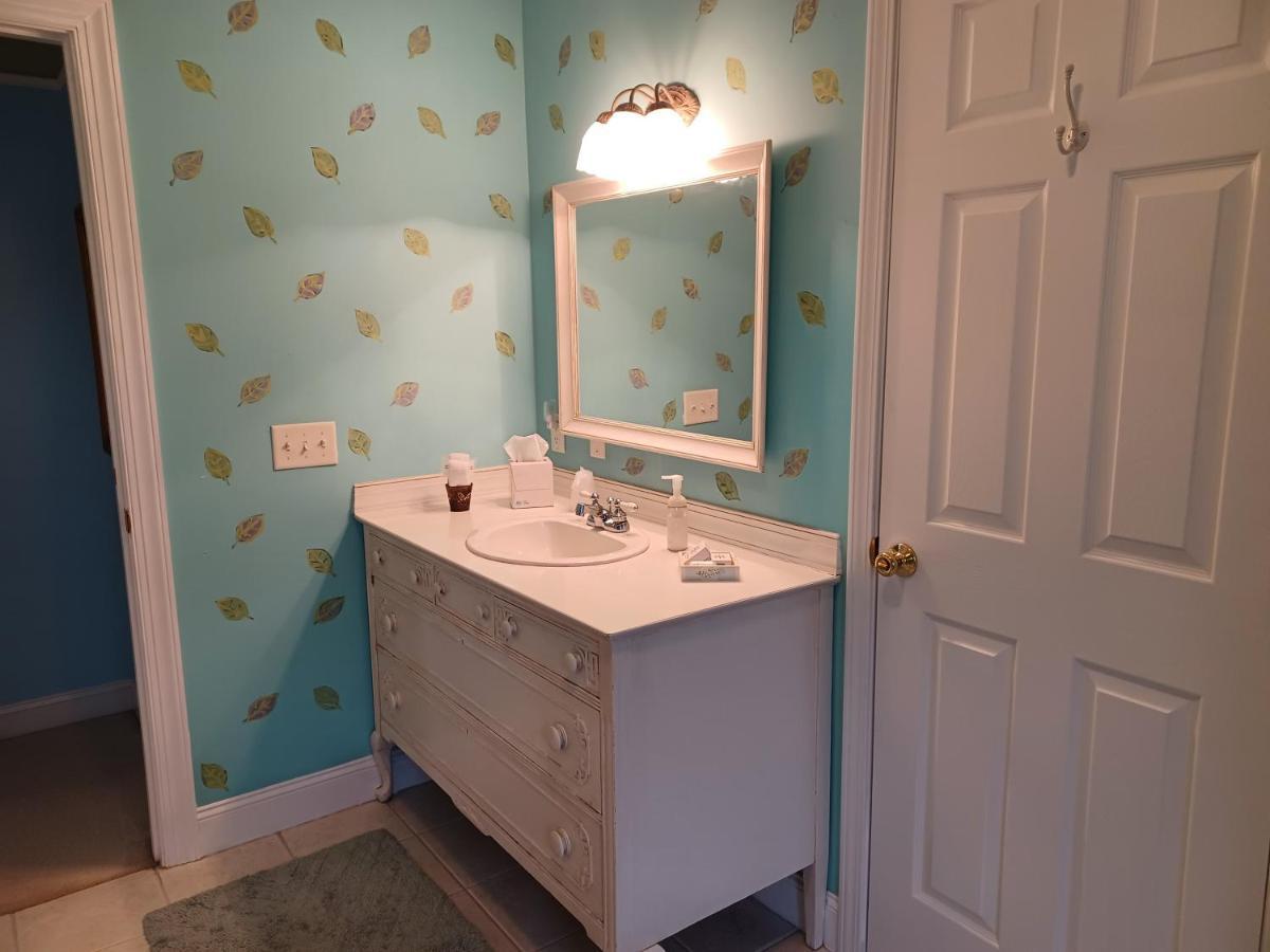 The On Creek 3* Bath